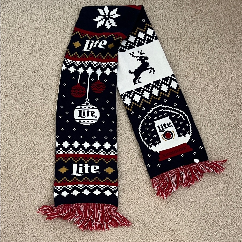 Cozy Holiday Knit Scarf with Red and White Patterns